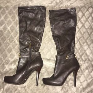 BCBGeneration brown boots